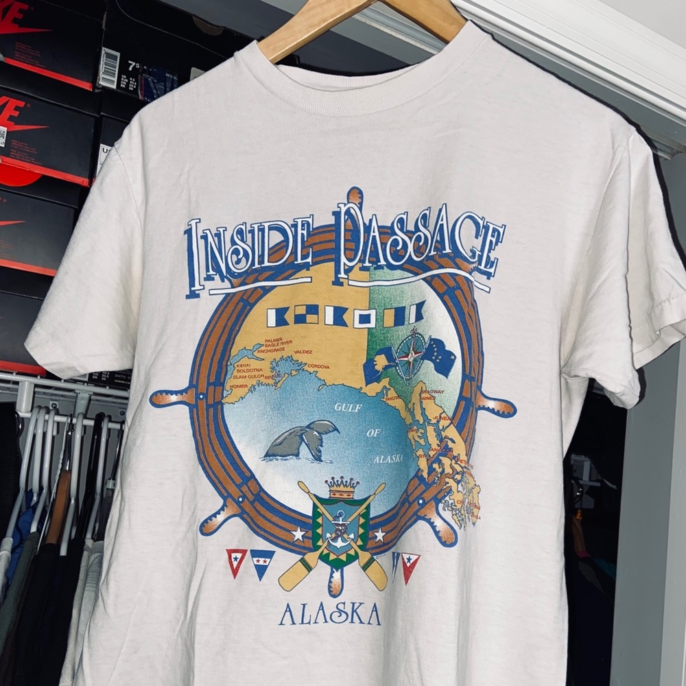 Warner brothers looney tunes tee